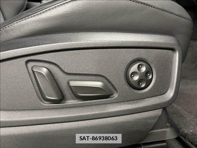 Audi Q5 2023-03 7960569-8