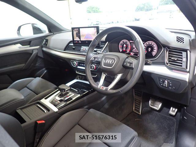 Audi Q5 2022-03 8072922-1