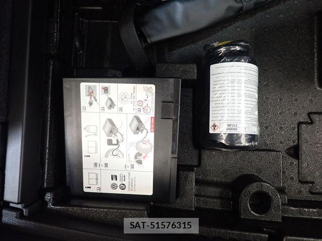 Audi Q5 2022-03 8072922-24