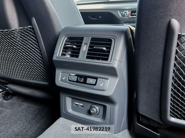 Audi Q5 2024-10 8145498-19