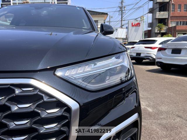 Audi Q5 2024-10 8145498-5