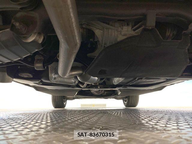 Audi Q5 2021-12 8145499-9