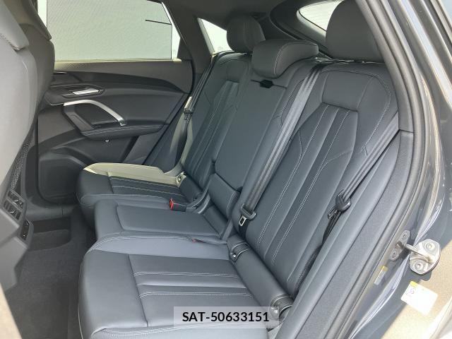 Audi Q5 2025-12 8228966-14