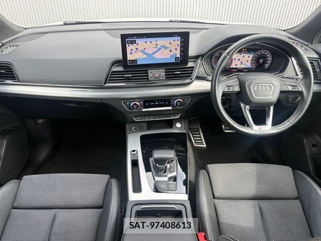 Audi Q5 2022-07 8228968-14