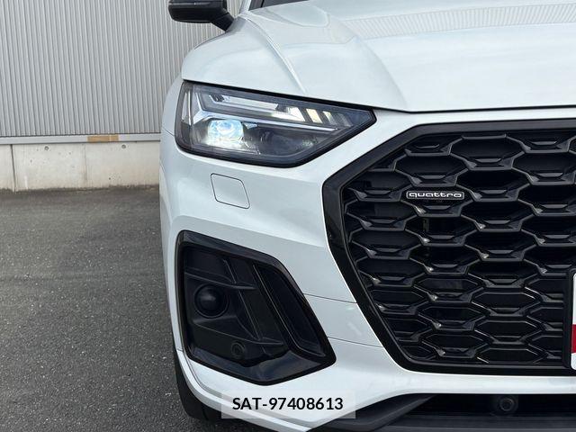 Audi Q5 2022-07 8228968-1