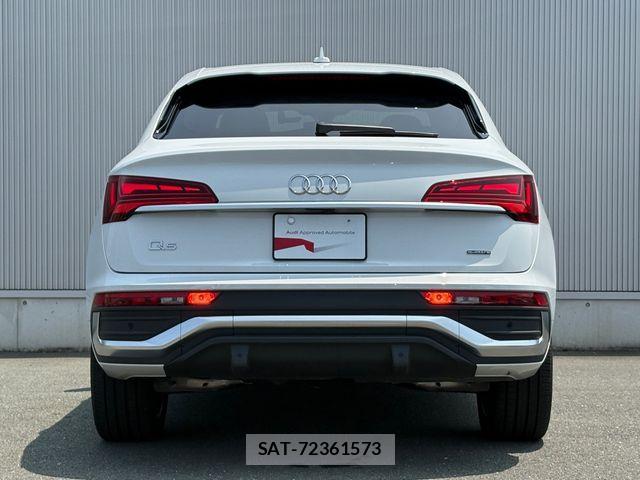 Audi Q5 2024-10 8228967-11