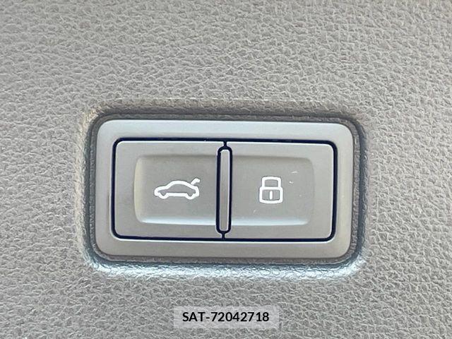 Audi Q5 2023-01 8244657-7