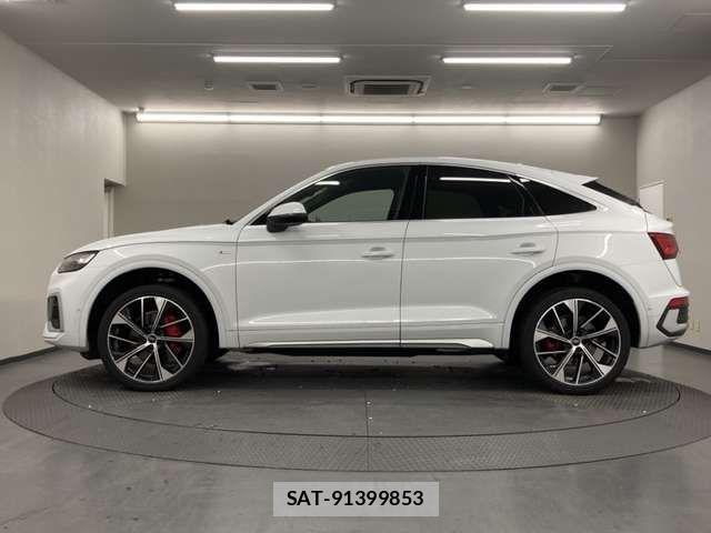 Audi Q5 2024-05 8313167-4