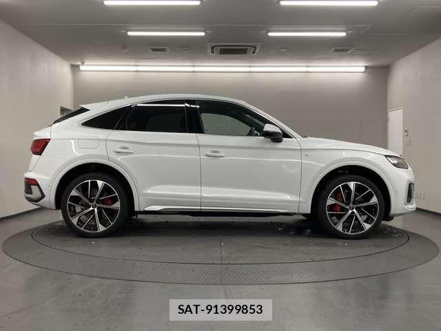 Audi Q5 2024-05 8313167-5