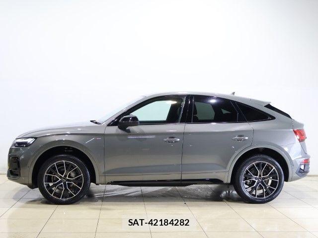 Audi Q5 2025-03 8313166-10