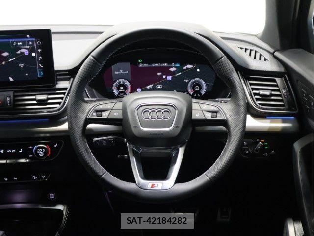 Audi Q5 2025-03 8313166-2