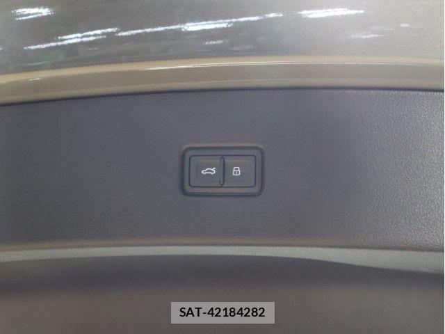 Audi Q5 2025-03 8313166-7