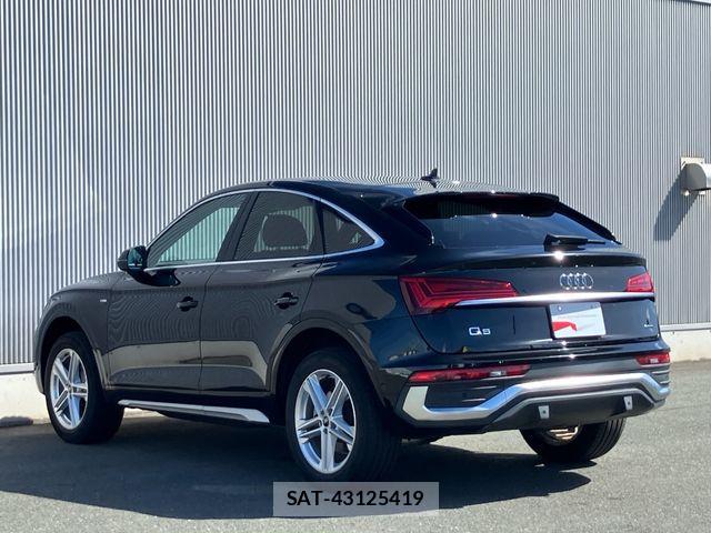Audi Q5 2023-03 8364840-10