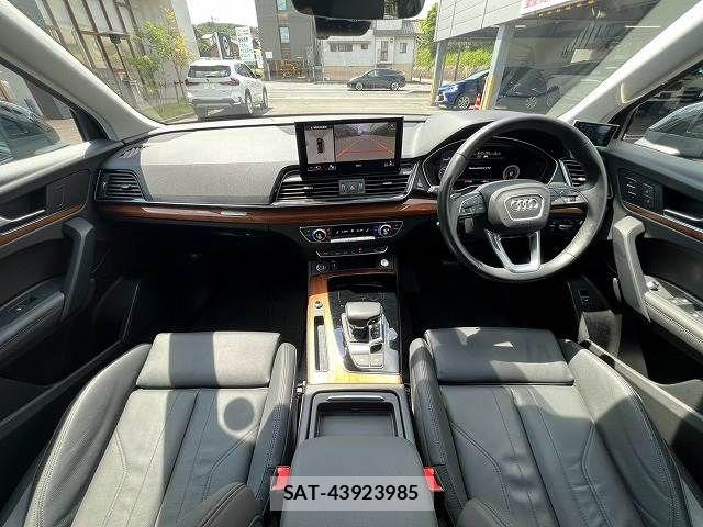 Audi Q5 2021-10 8625875-1
