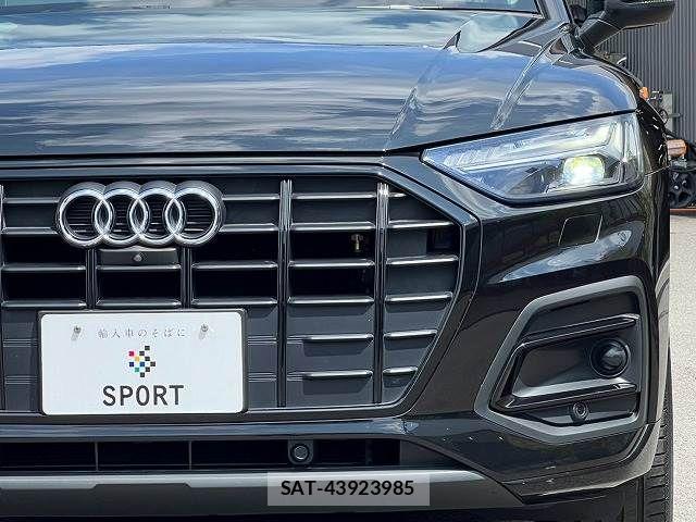 Audi Q5 2021-10 8625875-19