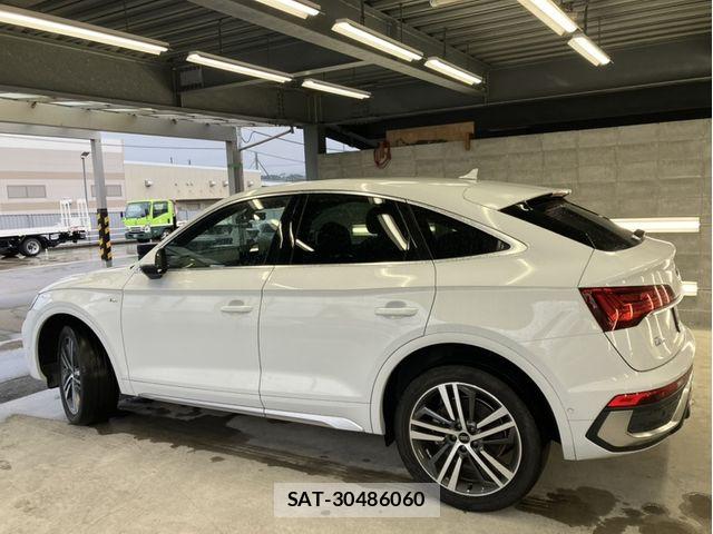 Audi Q5 2023-03 8658086-1