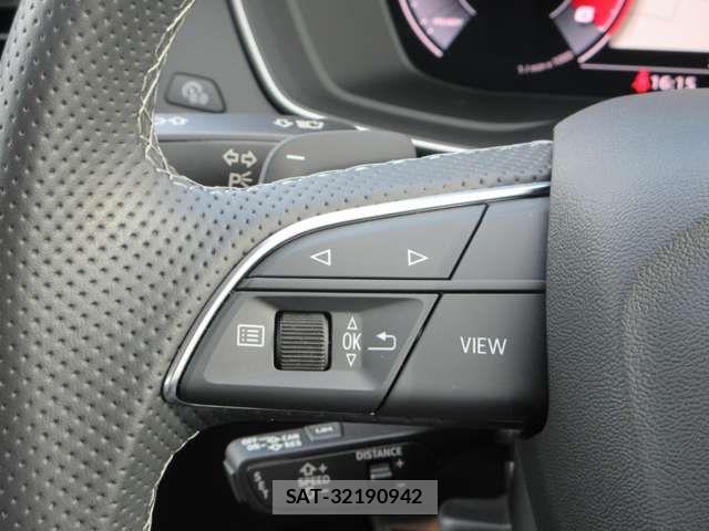 Audi Q5 2021-10 8658088-12