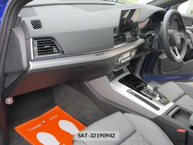 Audi Q5 2021-10 8658088-16