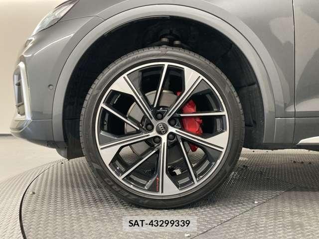 Audi Q5 2024-07 8740640-10