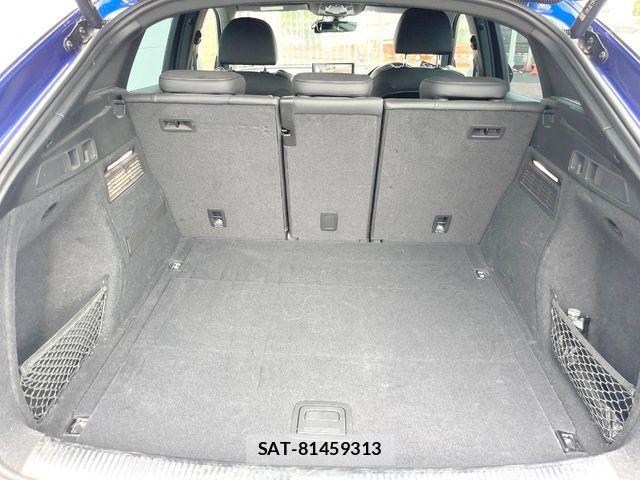 Audi Q5 2022-02 8740641-11