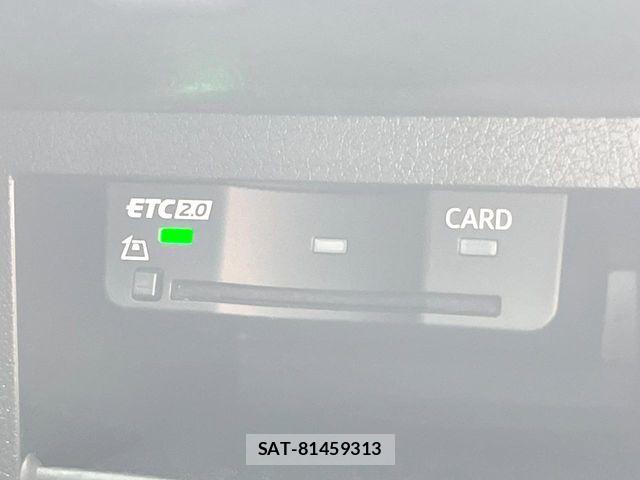 Audi Q5 2022-02 8740641-7