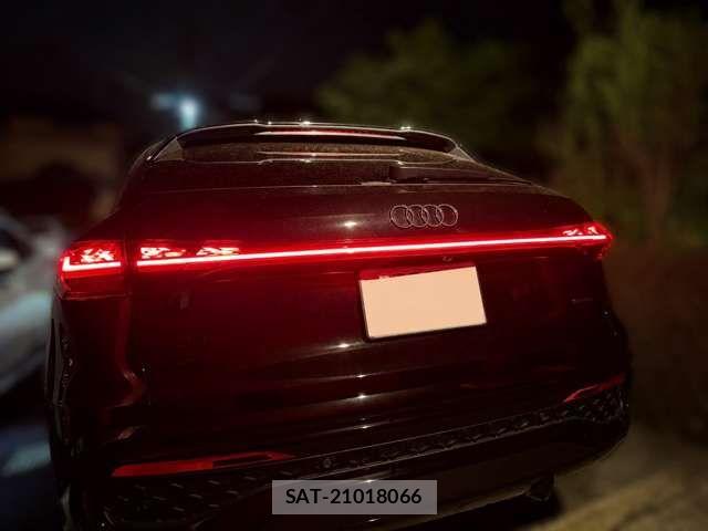Audi Q5 2025-12 8878756-12