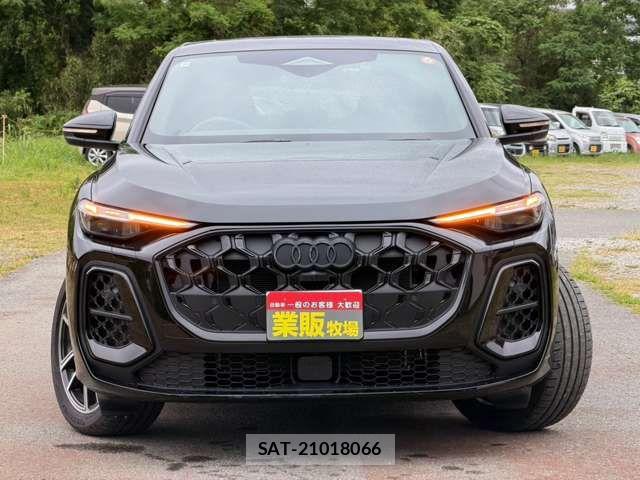 Audi Q5 2025-12 8878756-4