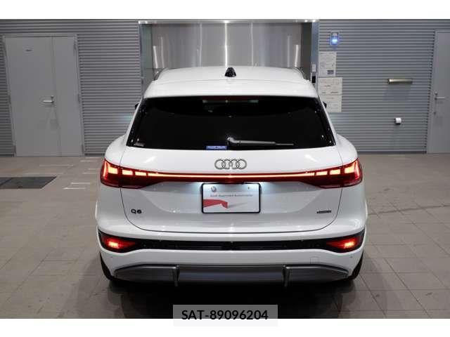 Audi E-TRON 2025-07 4587089-9