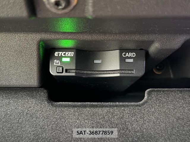 Audi E-TRON 2025-04 6009702-13