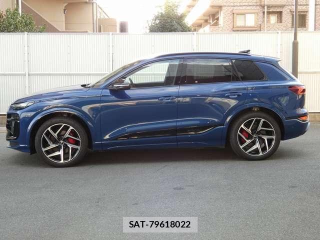 Audi E-TRON 2025-05 6902324-7