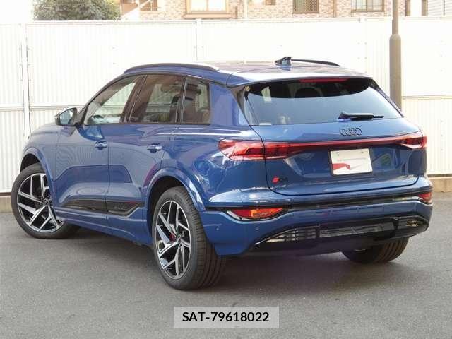 Audi E-TRON 2025-05 6902324-8