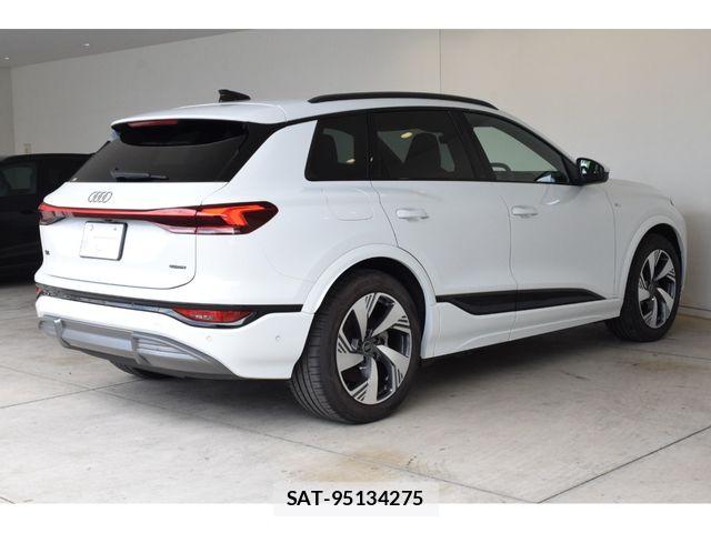 Audi E-TRON 2025-04 7215046-2