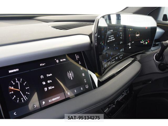 Audi E-TRON 2025-04 7215046-7