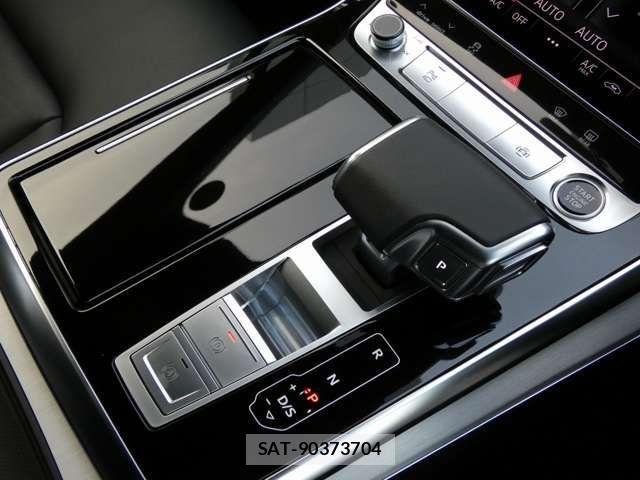 Audi Q7 2024-06 922674-19