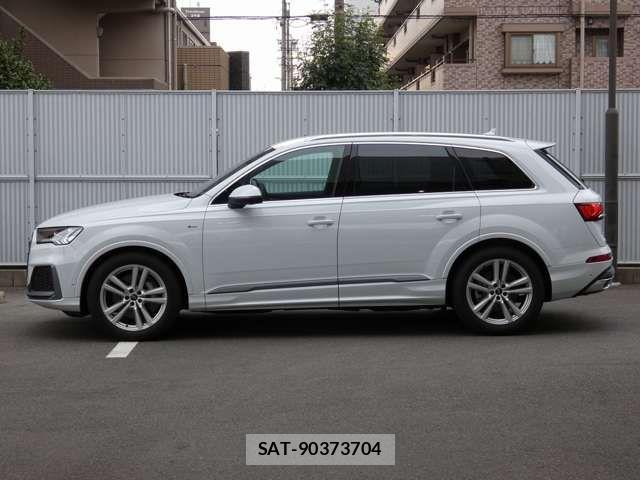 Audi Q7 2024-06 922674-4