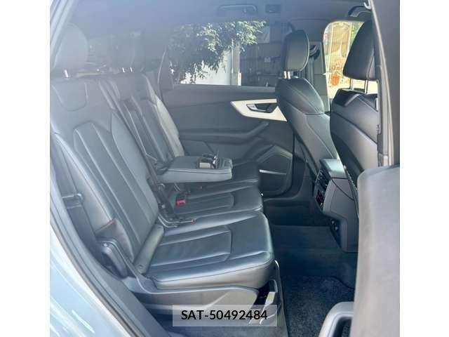 Audi Q7 2021-02 1297230-13