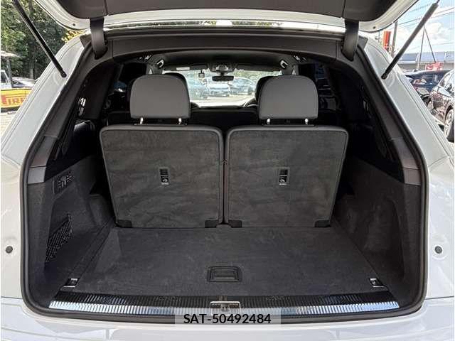 Audi Q7 2021-02 1297230-5