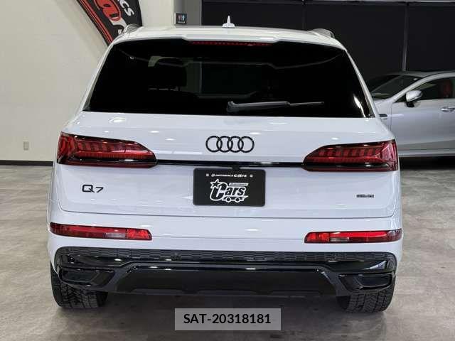 Audi Q7 2022-02 6242243-9