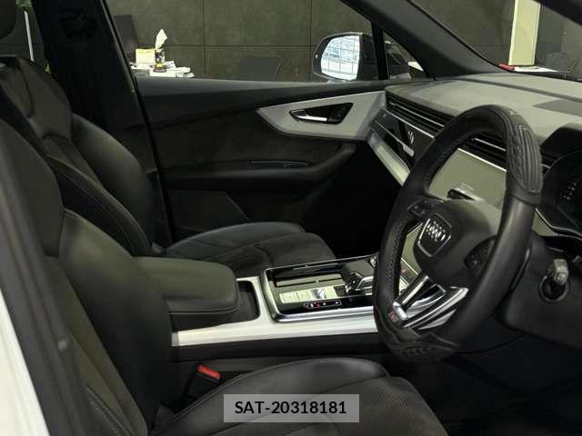 Audi Q7 2022-02 6242243-4