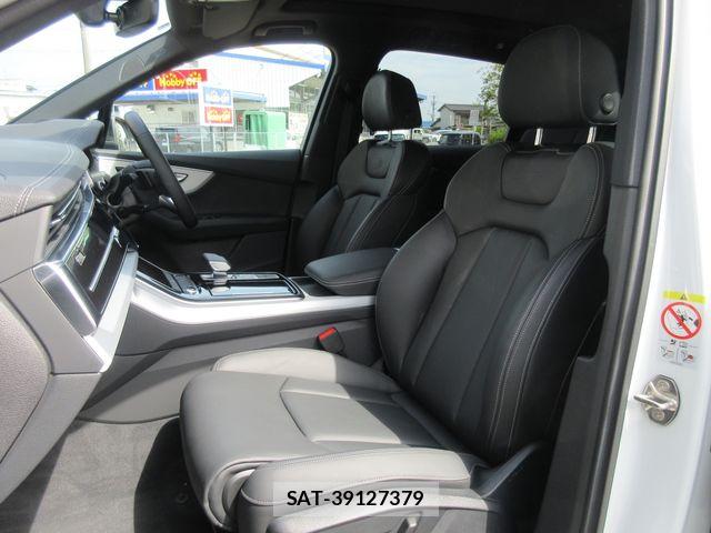 Audi Q7 2025-03 6610639-13