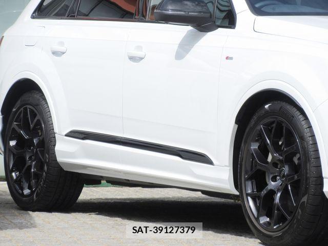 Audi Q7 2025-03 6610639-5
