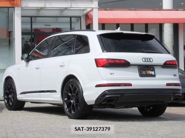 Audi Q7 2025-03 6610639-8