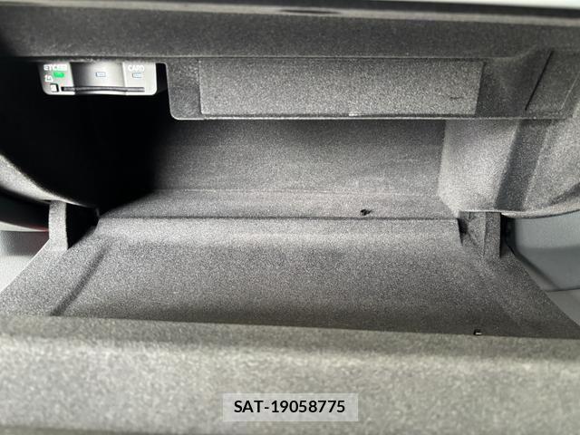 Audi Q7 2024-11 7215049-15