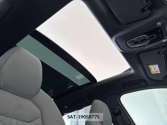 Audi Q7 2024-11 7215049-5