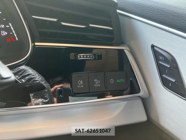 Audi Q7 2020-09 7215050-17