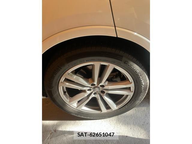 Audi Q7 2020-09 7215050-5