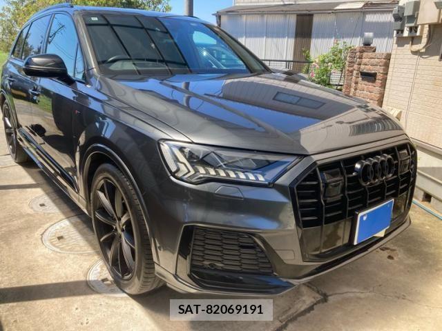 Audi Q7 2020-12 7215047-0
