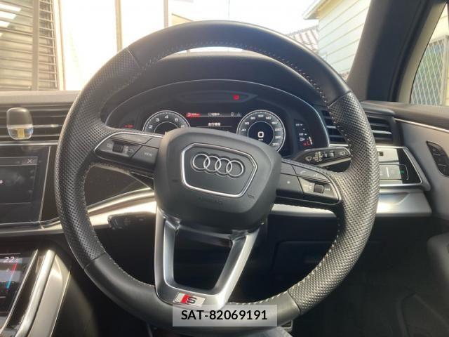 Audi Q7 2020-12 7215047-13