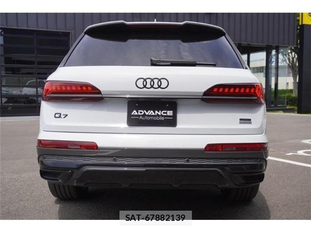 Audi Q7 2023-09 7249855-10