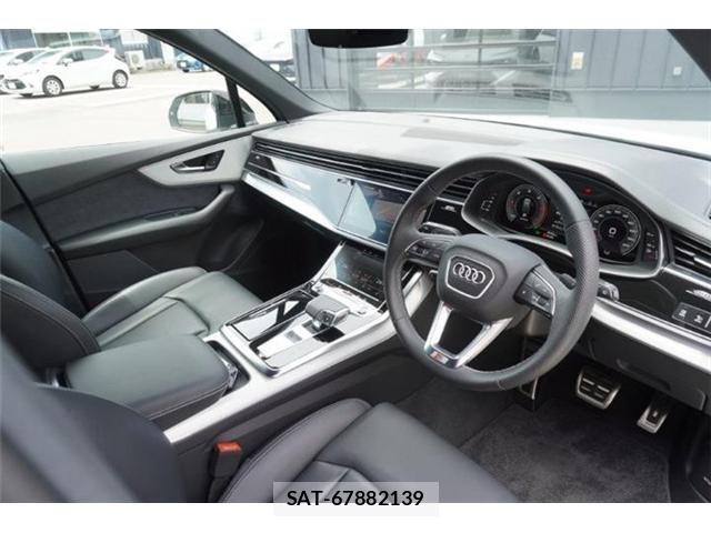 Audi Q7 2023-09 7249855-14